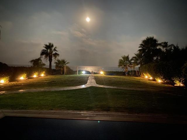 Ionion Beachfront Villa Ayia Napa Exterior photo